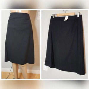 NWT Banana Republic Wool Black Skirt. Women's size 8 Tall.